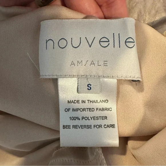 Nouvelle Amsale halter golden Lilith gown - Picture 6 of 7